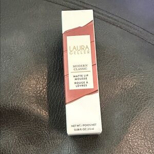 Laura Geller Modern Classic Matte Lip Mousse Beloved Blossom